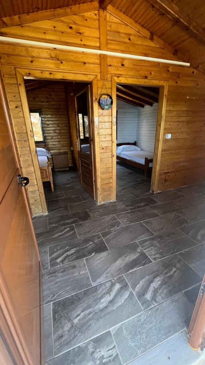 Kongjoni'S Rooms Himare Eksteriør bilde