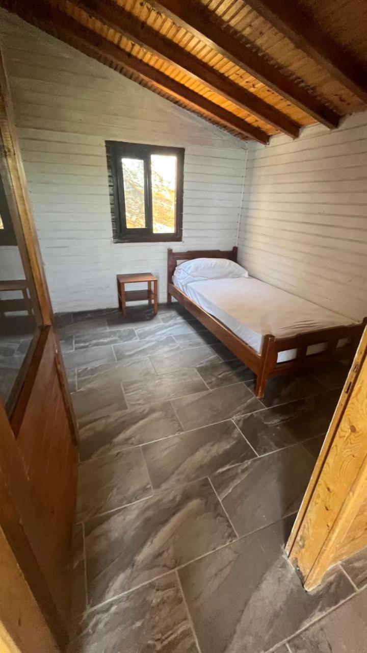 Kongjoni'S Rooms Himare Eksteriør bilde